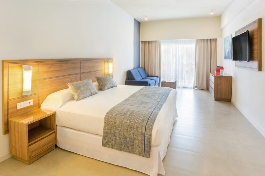 Superior Single Room at Hotel Riu Emerald Bay